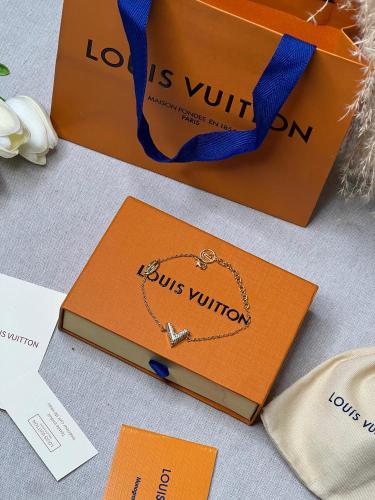 إسوارة LOUIS VUITTON معدن ذهبي