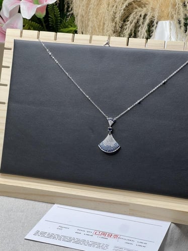 سلسال BVLGARI الماسي