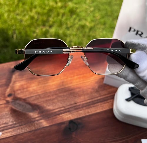 نظارة PRADA لونين