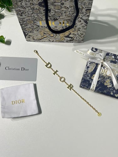 أسوارة Dior معدن ذهبي