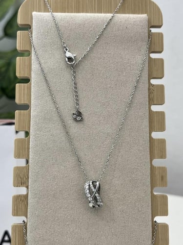 سلسال سوارفيسكي فضي كريستالة