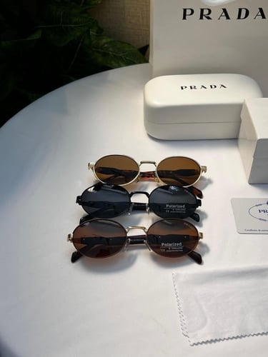 نظارة prada- ملون