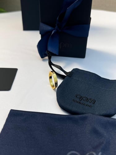 خاتم apm love الذهبي