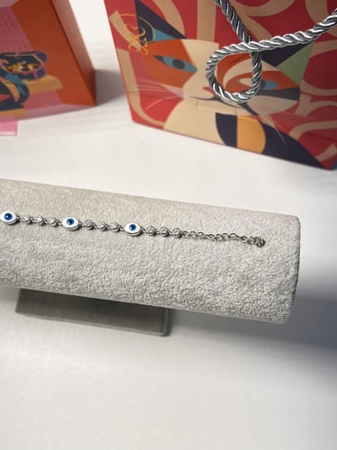 اسوارة العيون ابيض-ازرق فضة عيار 925