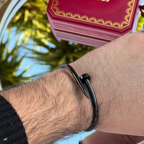 إسوارة carter المسمار الماسية -اسود