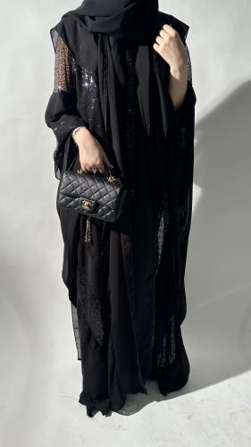 عبايه بشت قماش كوري مع قماش ترتر وقماش جوجرجيه اند...