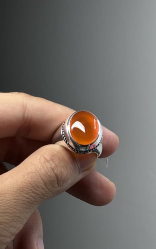 مشمشي زجاجي مائي