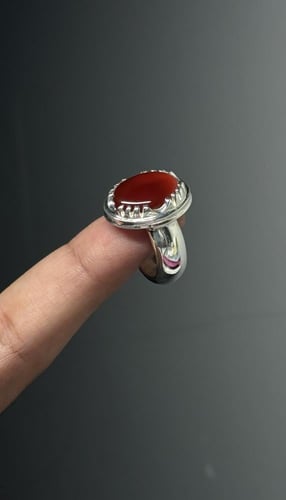 أحمر رماني زجاجيه مائيه عاليه