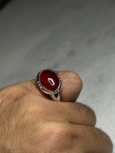 ياقوتي زعفراني زجاجي