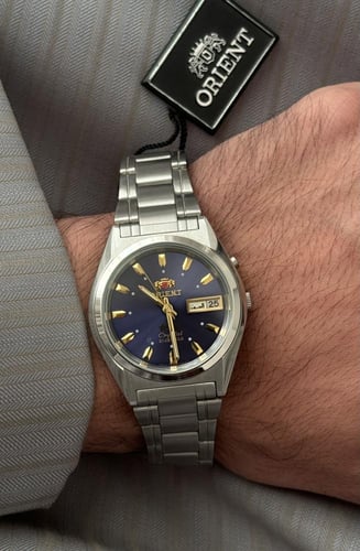 أورينت يوم وتاريخ - ميناء كحلي