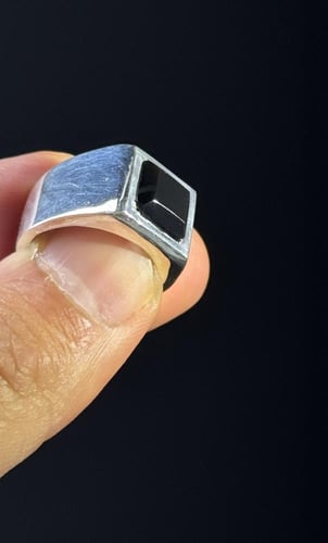 جزع اسود مربع مترش