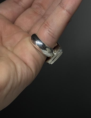 جزع اسود مربع