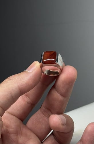 زجاجي منوصف زعفراني - مربع