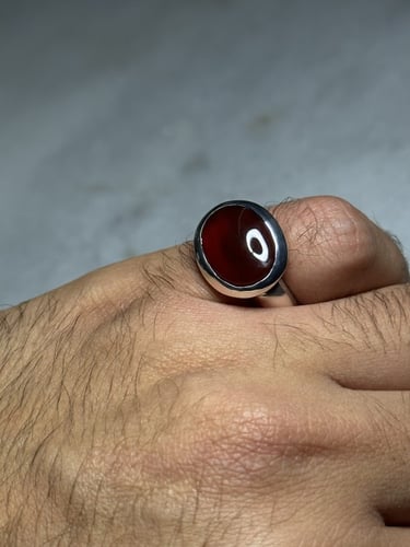 ياقوتي زجاجي طرف زعفراني محسوس خفيف