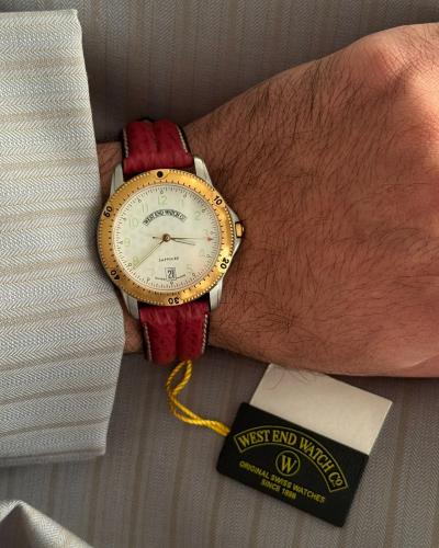 ويست إند فنتج مخزنه - سير أحمر