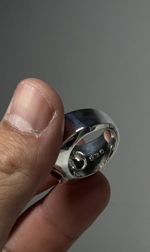 أحمر ياقوتي زعفراني زجاجيه عاليه - صياغه ثقيله