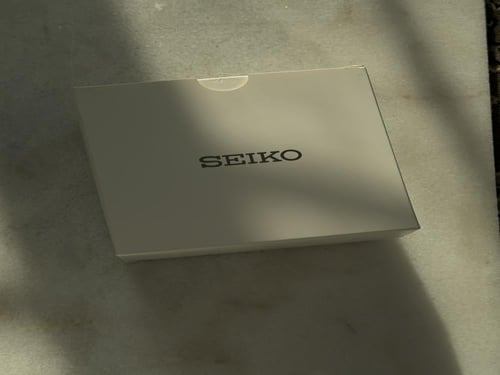 ميناء مضيء Seiko 5 sport