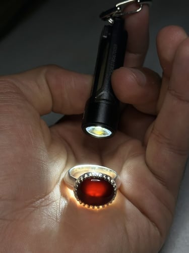 ياقوتي زجاجي تب