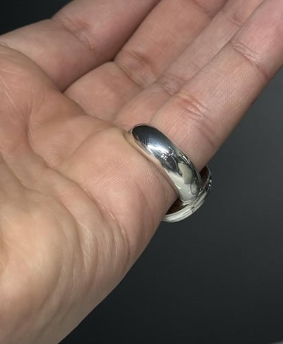 أحمر رماني زجاجي 2