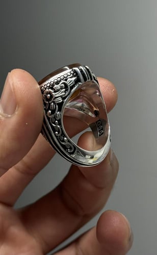 زيتي متداخل بتشجير