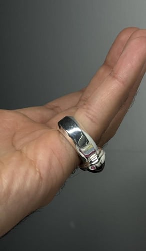 سليماني هندي عين حمراء