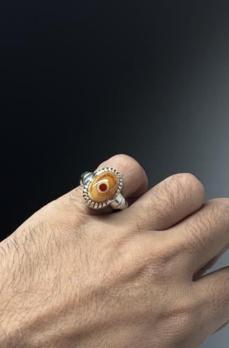 سليماني هندي عين حمراء