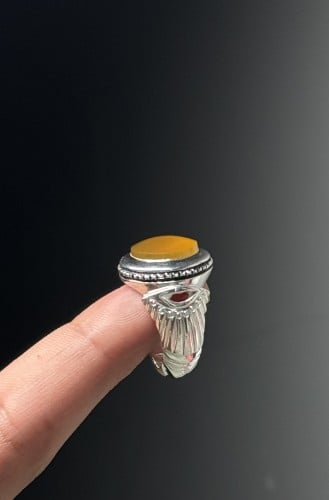 أصفر ليموني طبيعي دائري