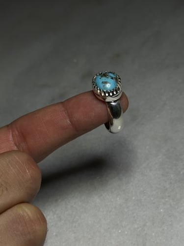 فيروز نيشابوري