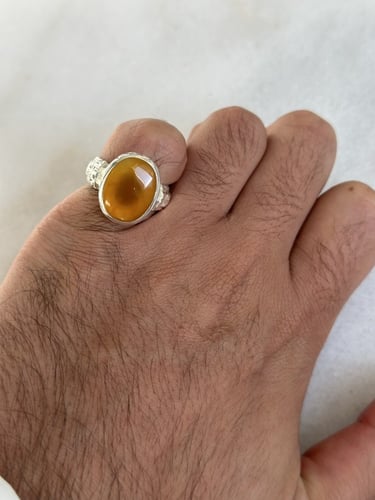 أصفر ليموني | نقش بدون تكحيل