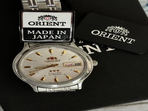 أورينت يوم وتاريخ عربي