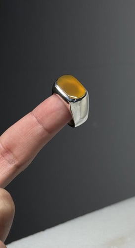 أصفر ليموني زجاجي 2