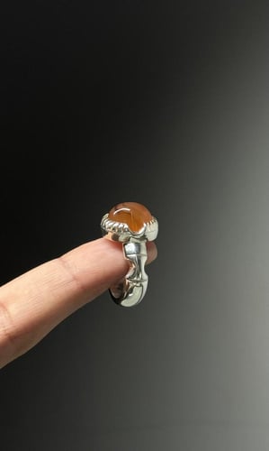 قبه صفراء مائيه تجزع زعفراني