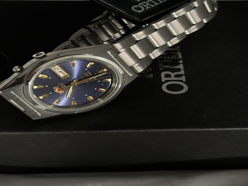 أورينت يوم وتاريخ - ميناء كحلي