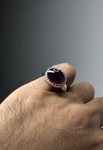 بنفسجي غامق