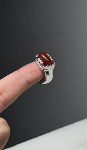 أحمر ياقوتي قصه برميلي