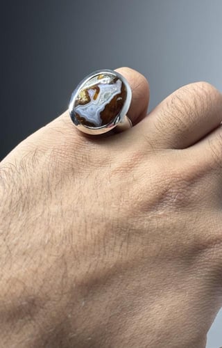 خام متداخل كبدي خرائطي وكريستالي