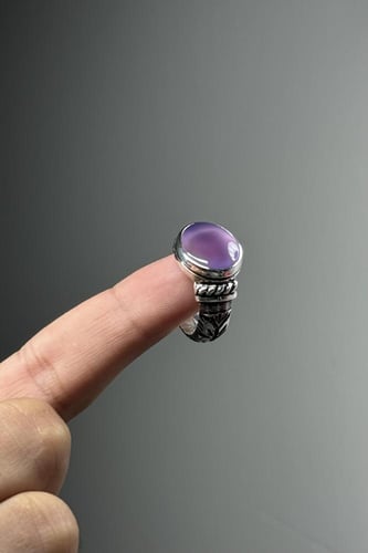 بنفسجي زجاجي فاتح تراش - حجر عرض