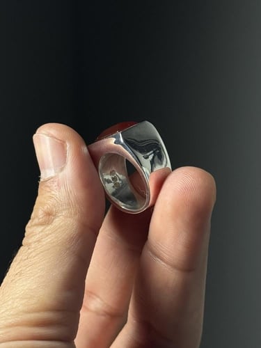 رماني زجاجي مترش