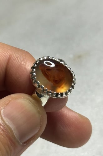 زجاجي زعفراني