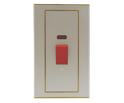 مفتاح مكيف 45 امبير 7*14 V3