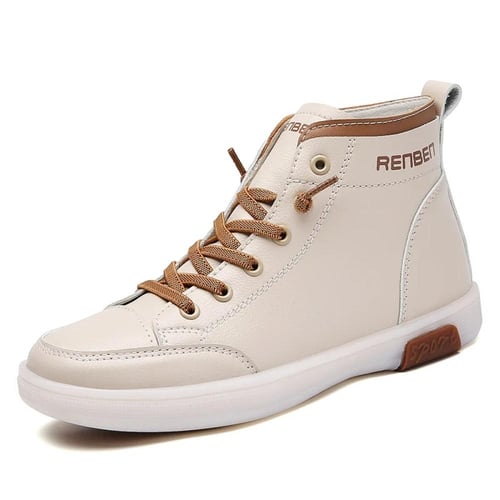 أحذية مارتن نسائية