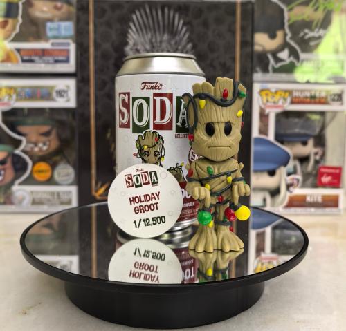 Funko Vinyl Soda Marvel Holiday Groot