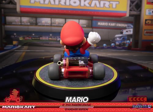 First4Figures Mario Kart - Mario (Standard)