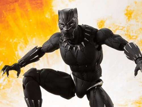 Avengers: Infinity War S.H.Figuarts Black Panther...