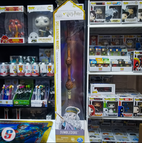 Harry PotterWizarding World Spellbinding Wands Dum...