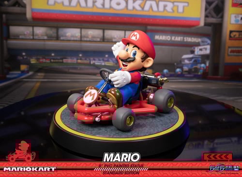 First4Figures Mario Kart - Mario (Standard)