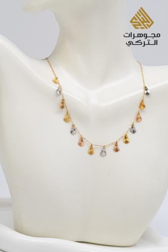 عقد ذهب عيار 18