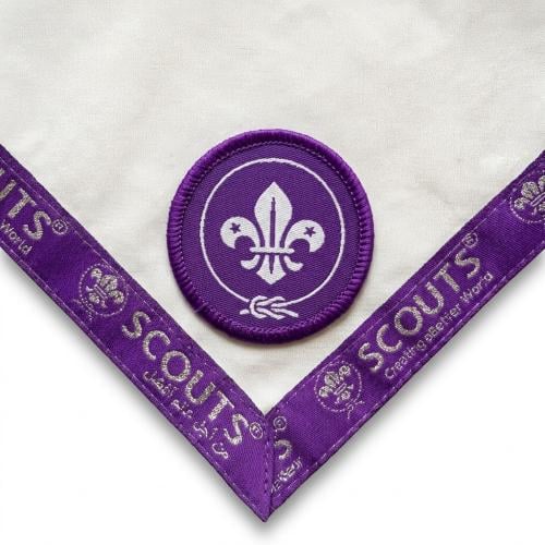 منديل بشعار scouts بنفسجي
