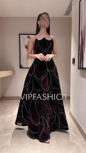 فستان بيرلا الانيقة