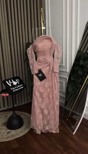 فستان أفريل الانيقة